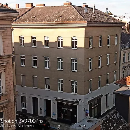 Am Neuen Dom Apartment