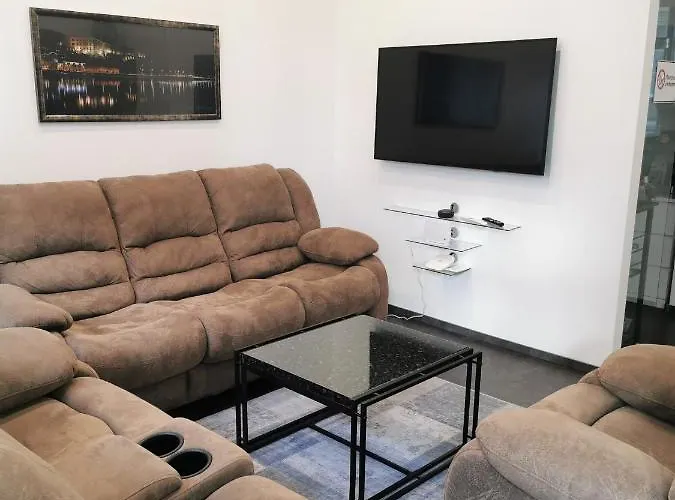 Am Neuen Dom Apartment Linz